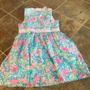 Gorgeous Lily Pulitzer girls dress.  Only wore 2 times!!